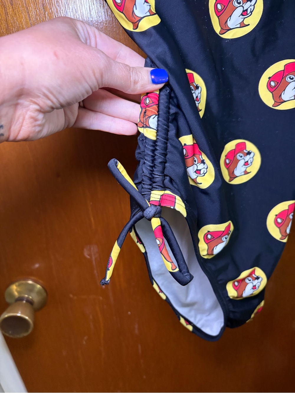Women’s Size Medium Buc-ees Black One-Piece Swimsuit with cinched sides - Picture 3 of 5